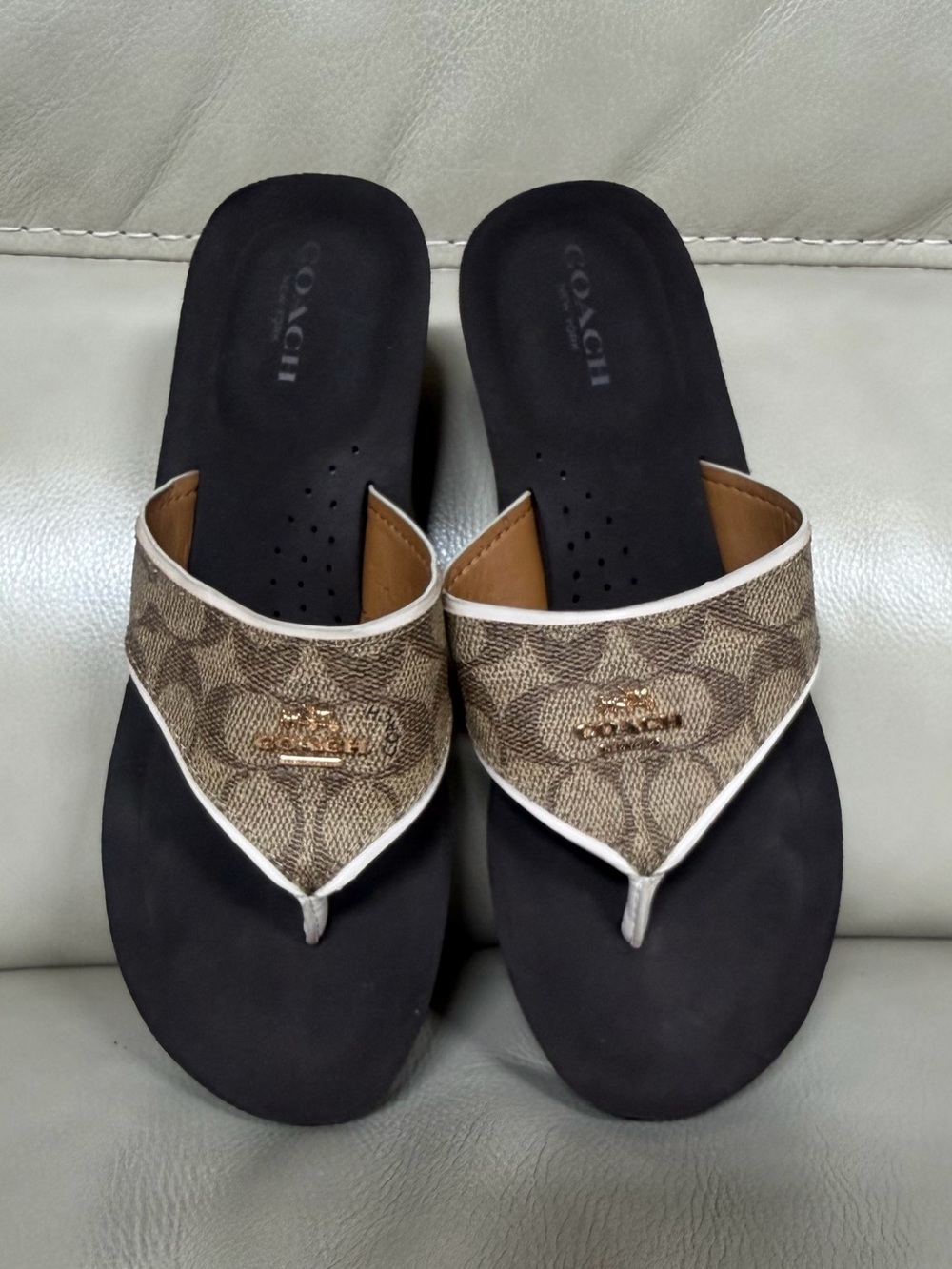 Coach Janice Womans sandals size 6.5